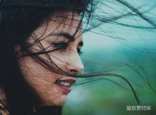 高清摄影 黑发棕眼的女人