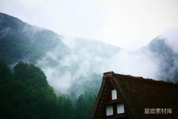 高清摄影 山巅上的棕色木屋