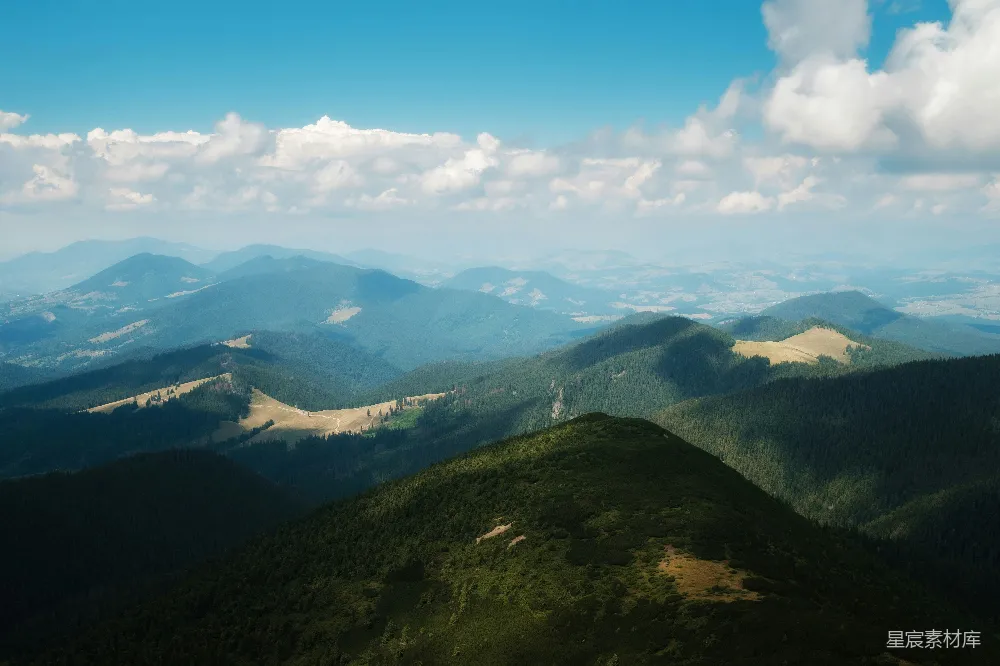 高清摄影 自然 山顶上看的一片山峦美景
