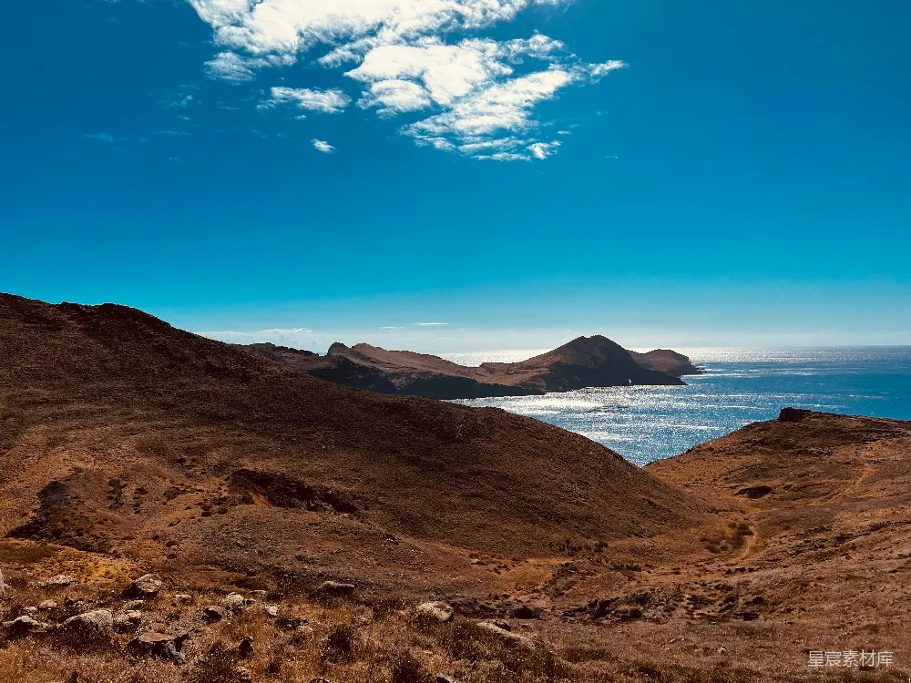 高清摄影 山顶上俯瞰的大海景色