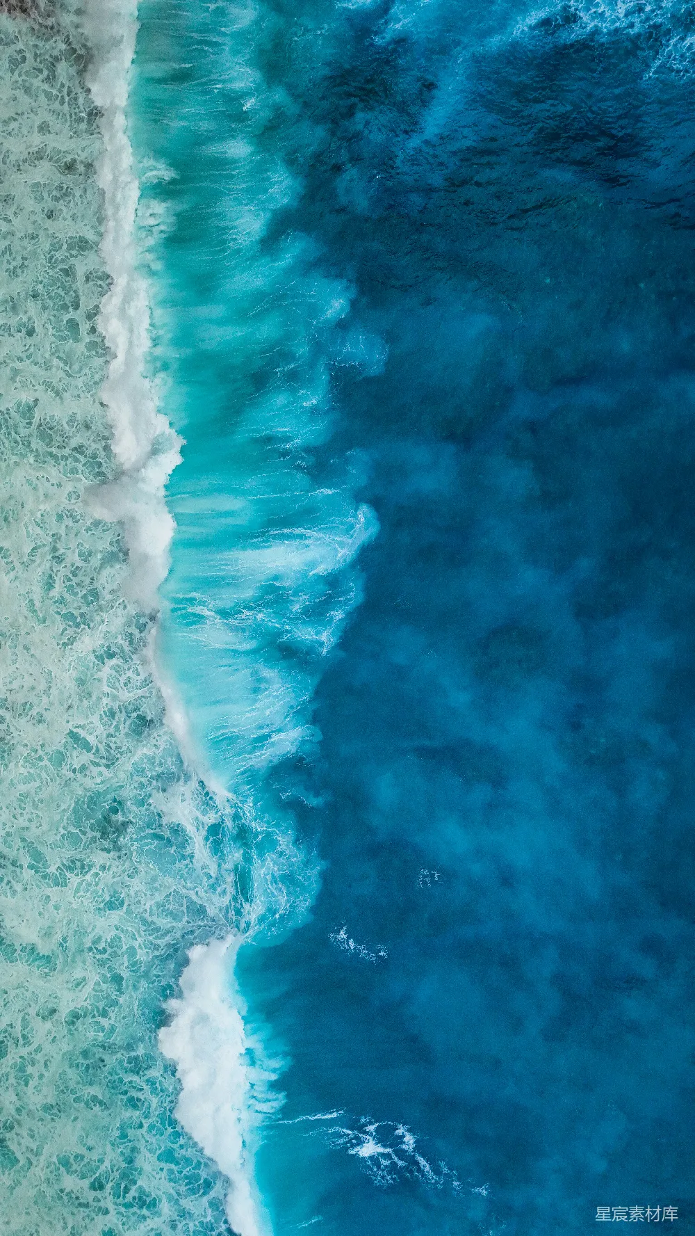 高清摄影 碧蓝海洋中波涛汹涌的壮观景象