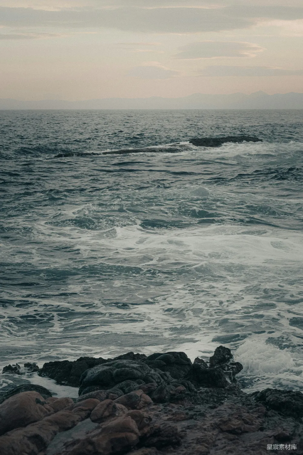 高清摄影 自然 黑白的海景照片