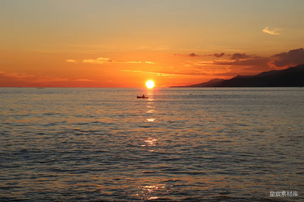高清摄影 夕阳下的水面