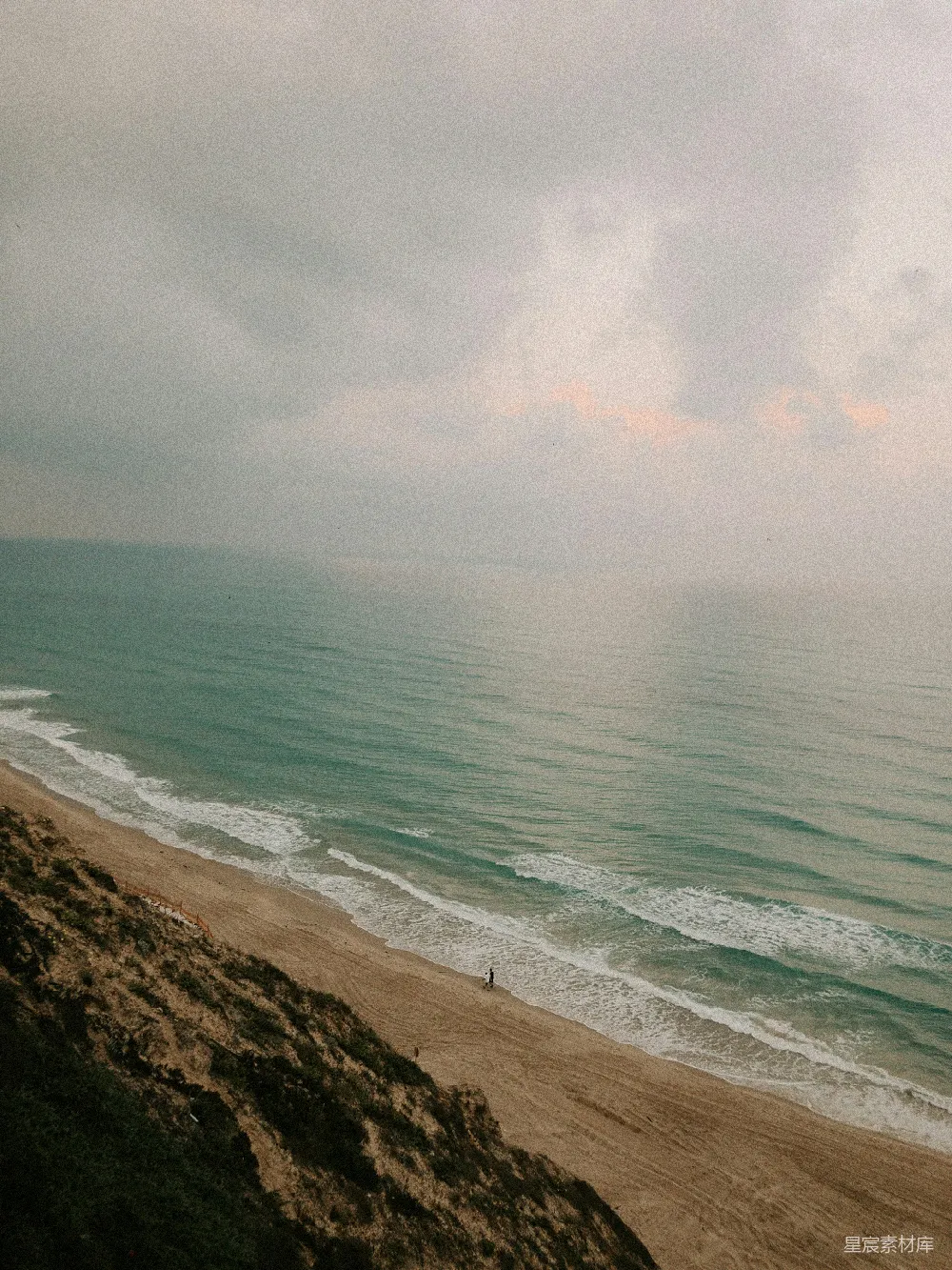 高清摄影 山顶俯瞰的大海景色
