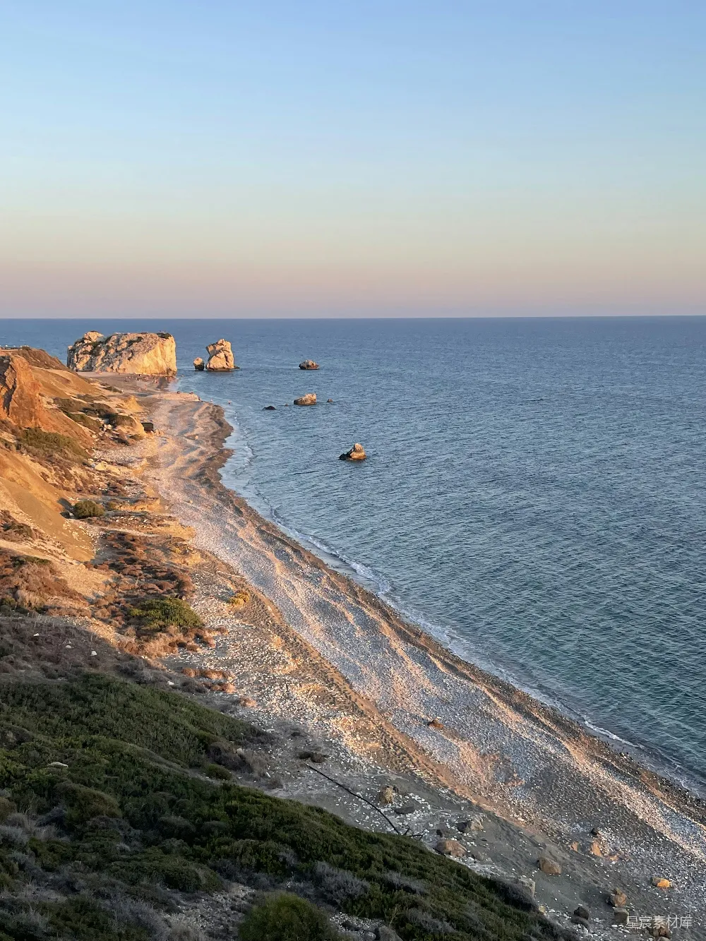 高清摄影  山顶上俯瞰的大海美景