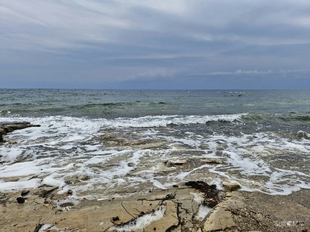高清摄影 从岩石海岸眺望的海景