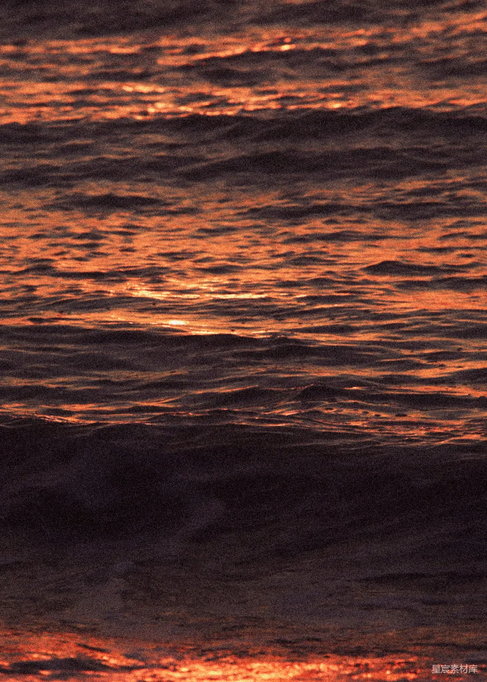高清摄影 夕阳下的水域