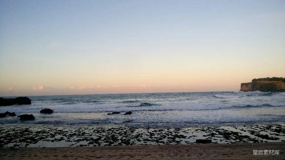 高清摄影 海滩上看海景