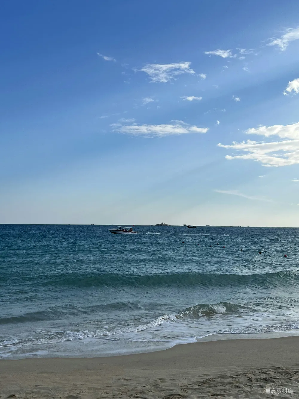 高清摄影 海滩上看海景