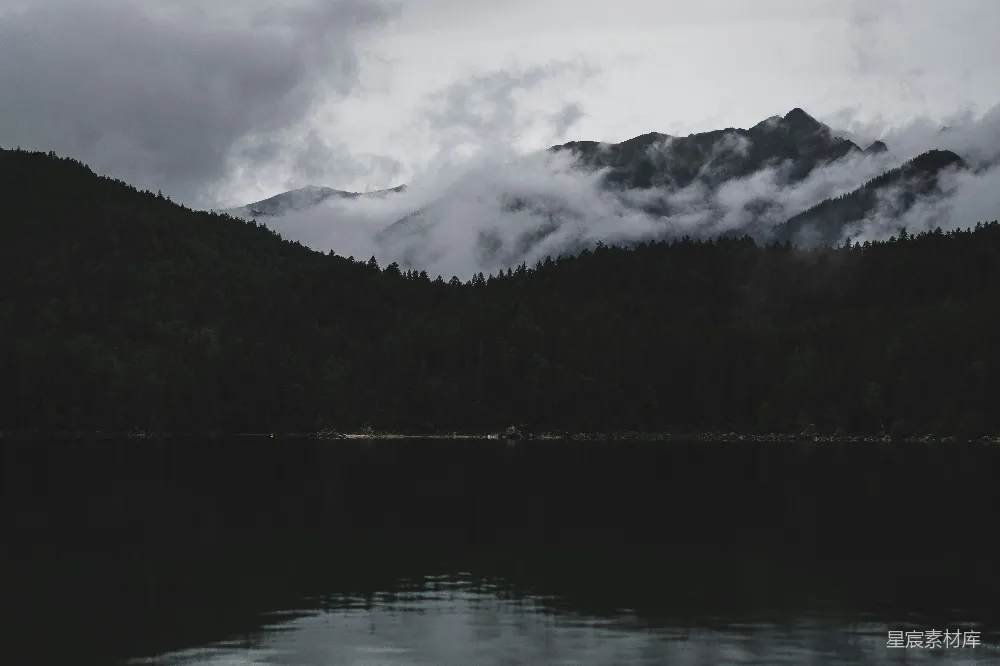 高清摄影 背景中的山水之水体