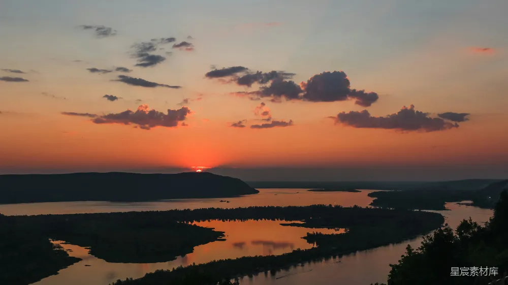 高清摄影 旅行 夕阳西下，湖光山色。
