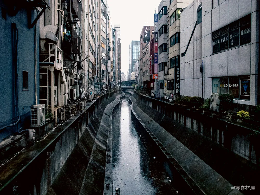 高清摄影 建筑间的运河