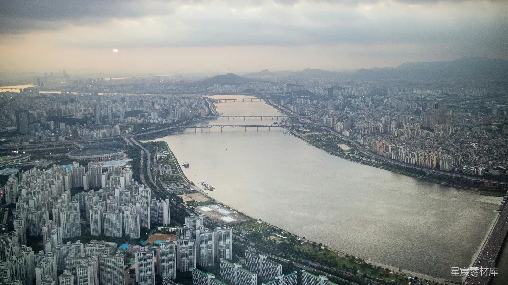 高清摄影 白天鸟瞰城市景观的照片