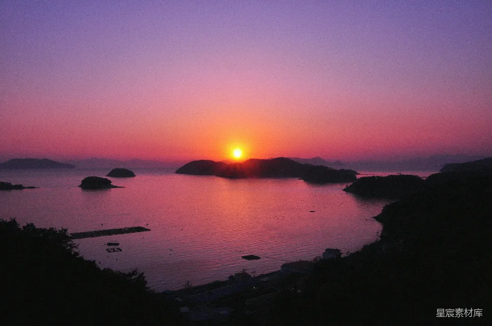 高清摄影 夕阳下的山水风景照片