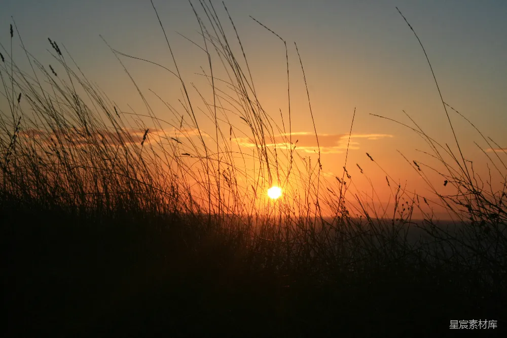 高清摄影 夕阳落下海洋的天边