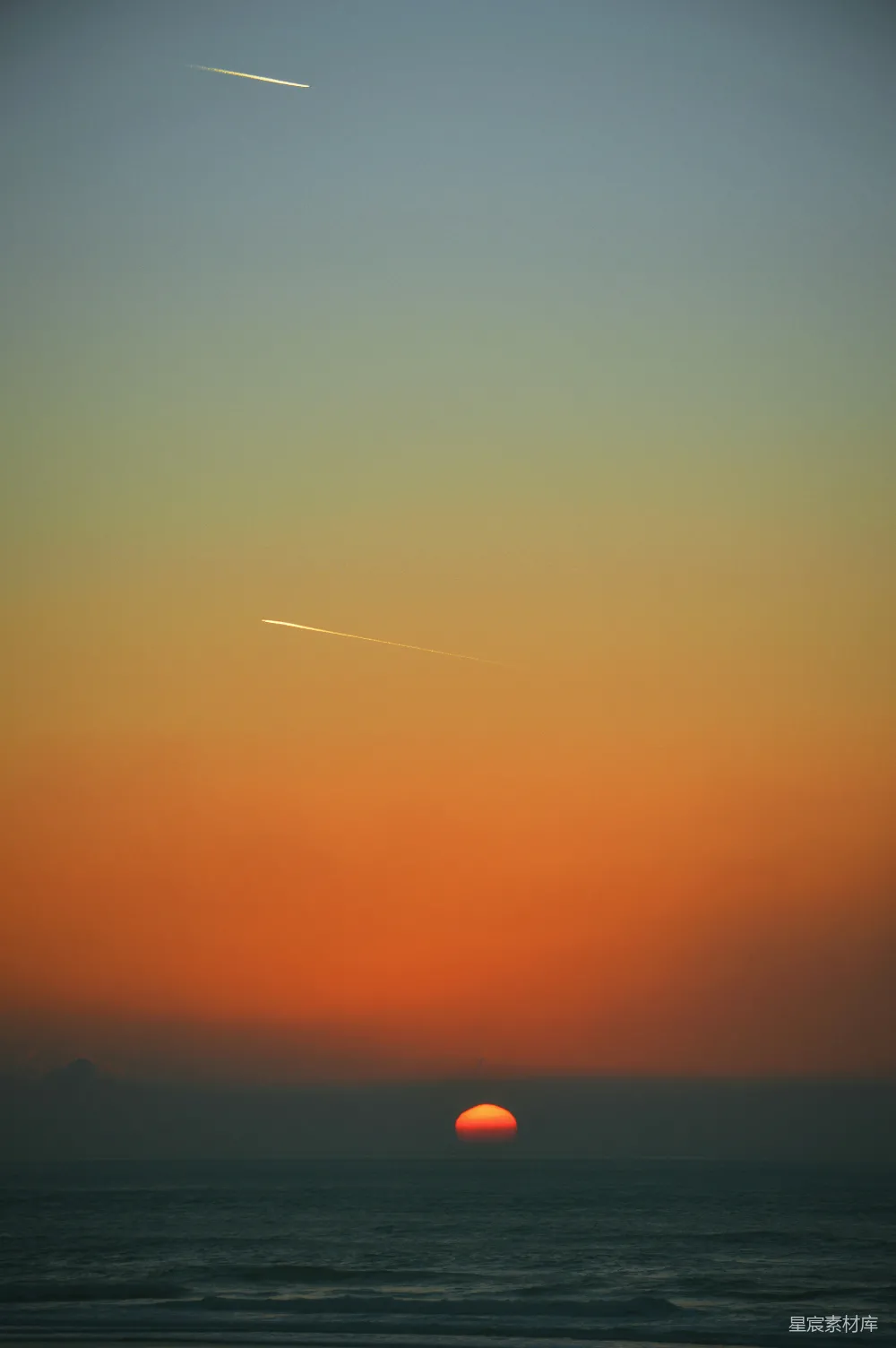 高清摄影 地平线上的夕阳