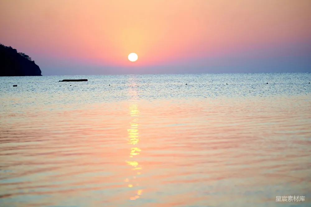 高清摄影 夕阳下的水域