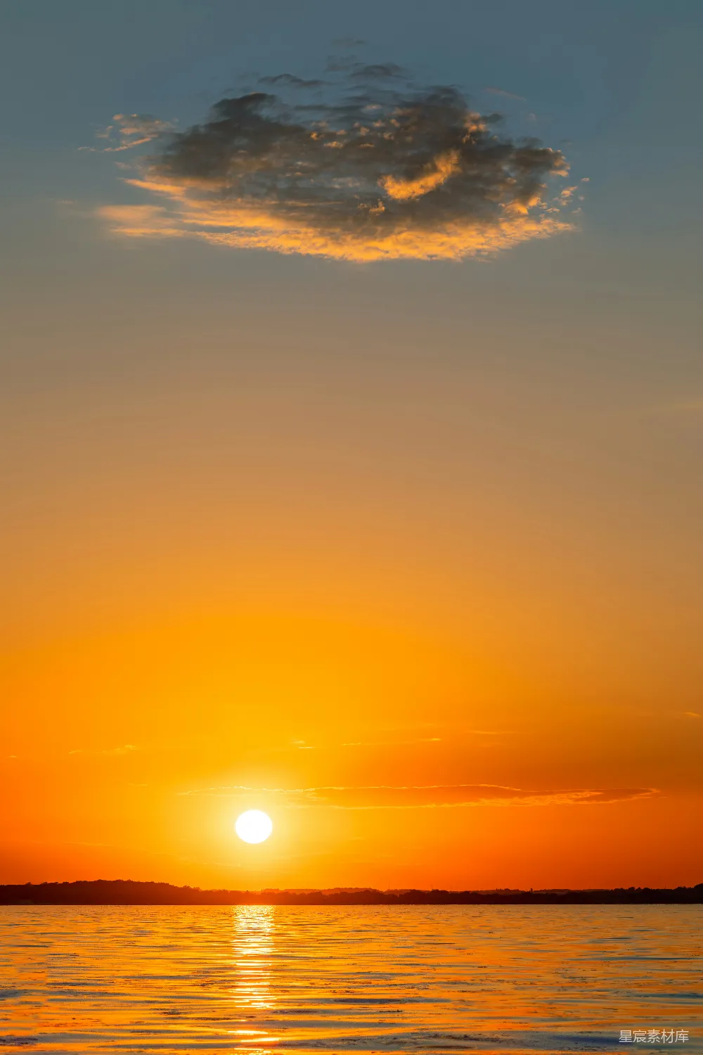高清摄影 夕阳落下地平线