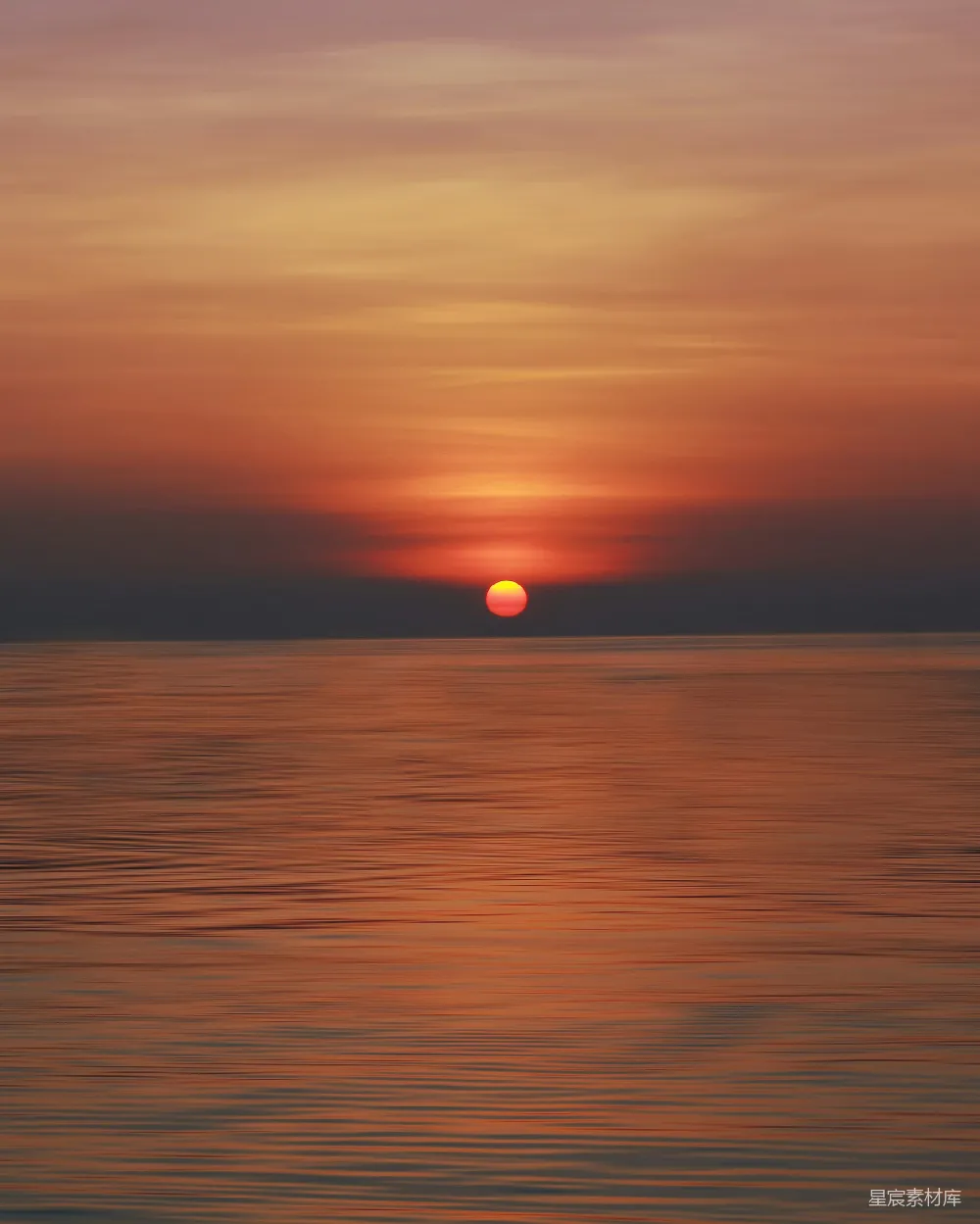 高清摄影 日落时海面平静