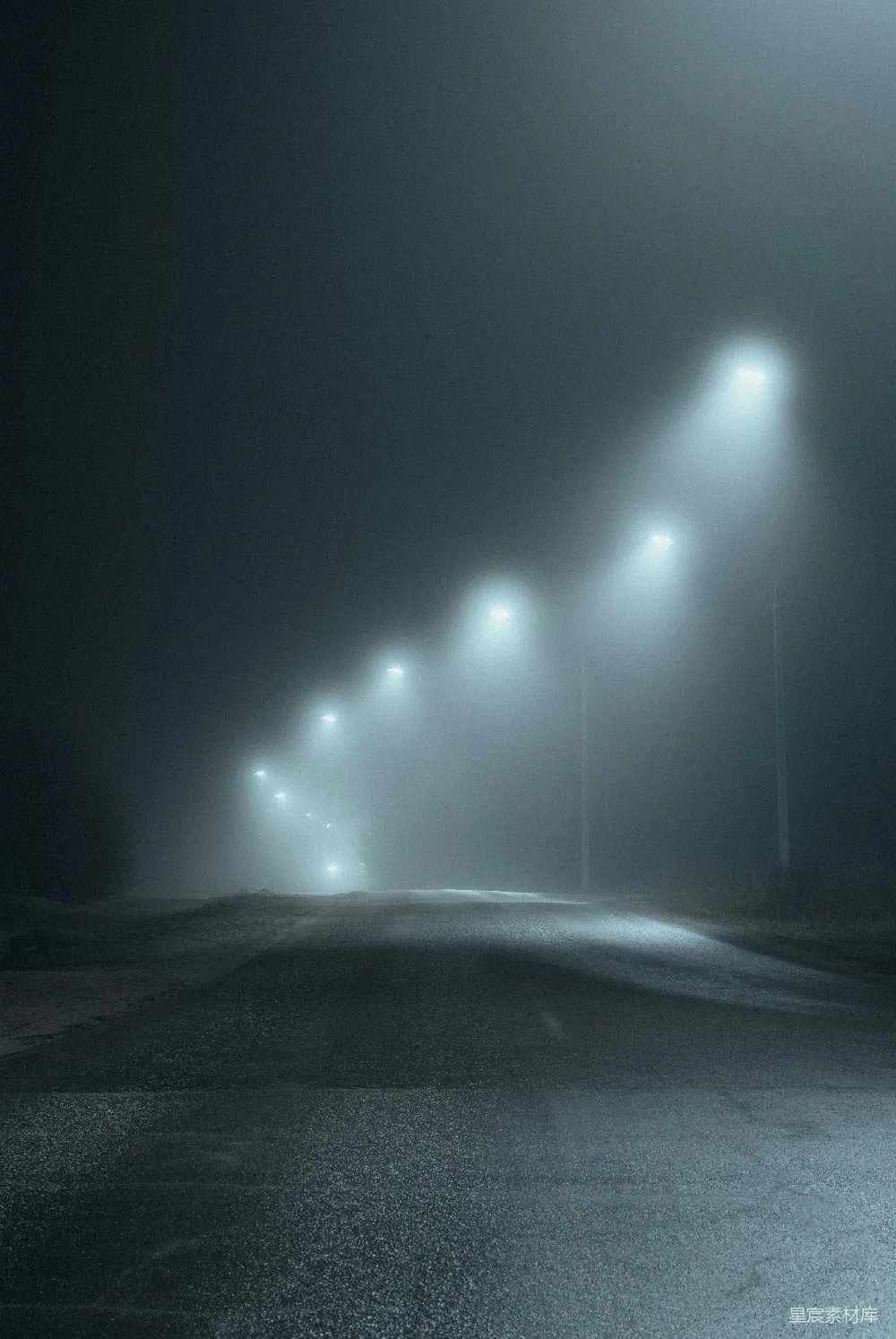 高清摄影 夜间路面上的白光