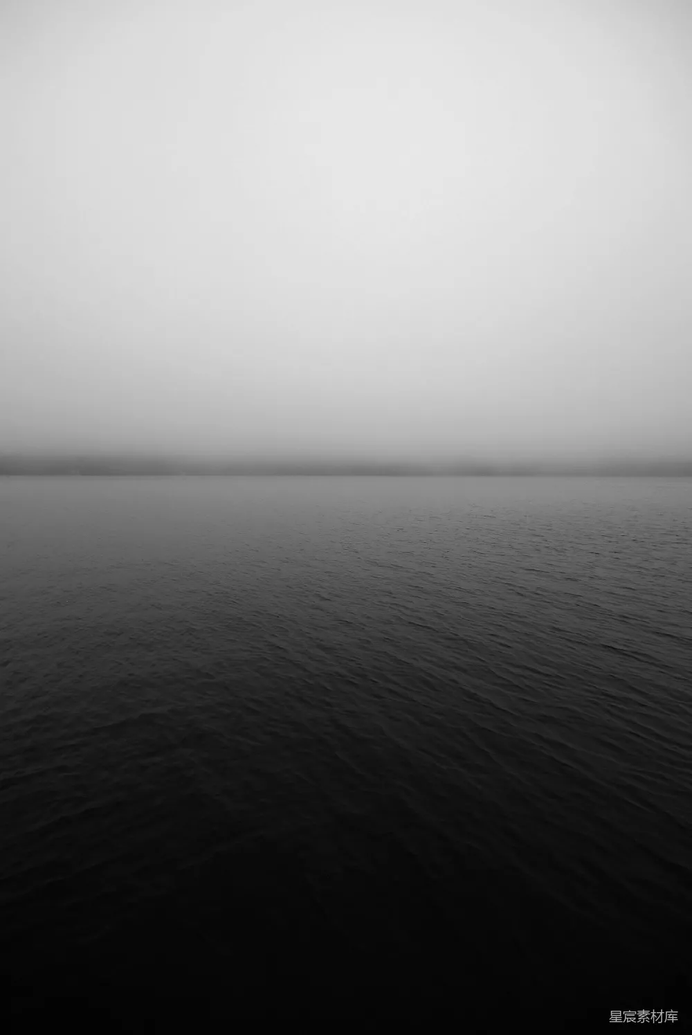 高清摄影 雾蒙蒙的海景