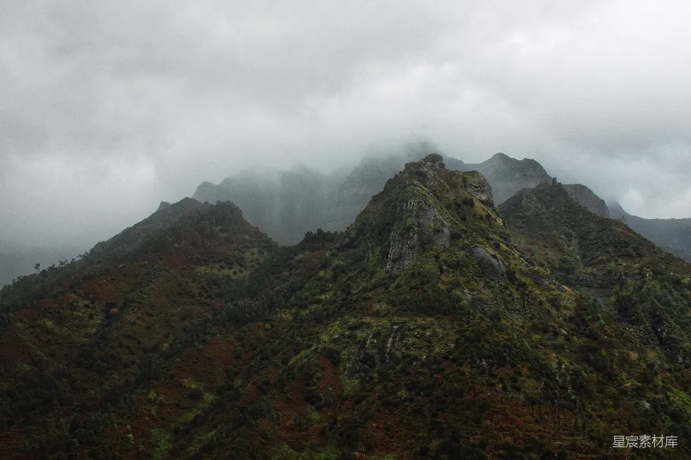 高清摄影 云端之山