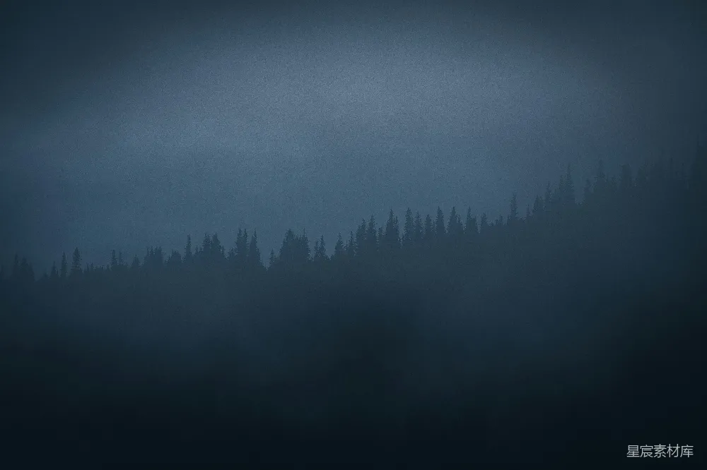 高清摄影 白天的雾灵山