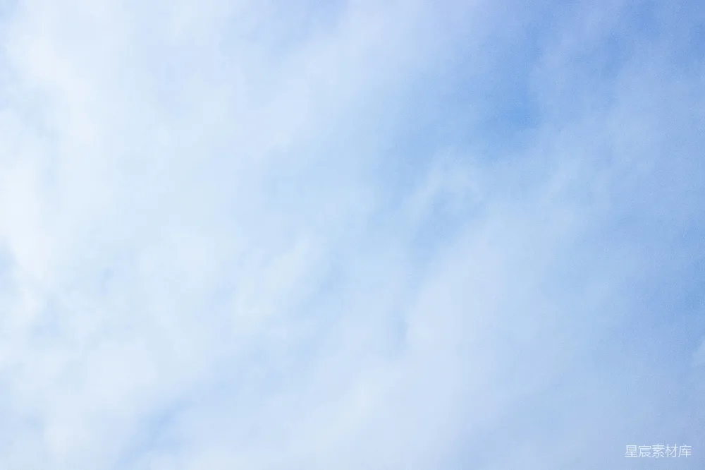 高清摄影 高空有一架飞机在飞行。