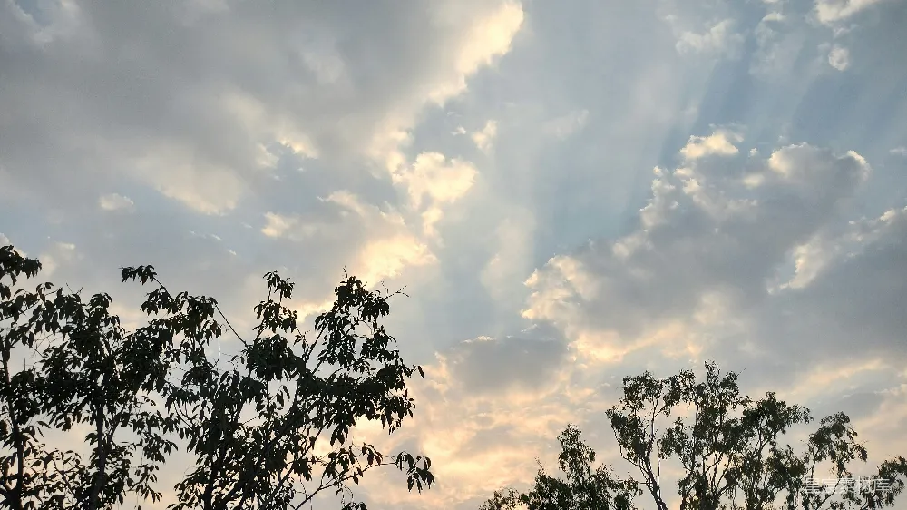 高清摄影 天空中的云朵