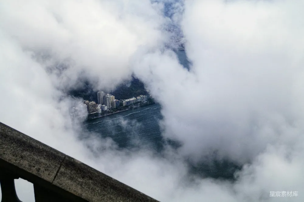高清摄影 白烟的 aerial 拍摄