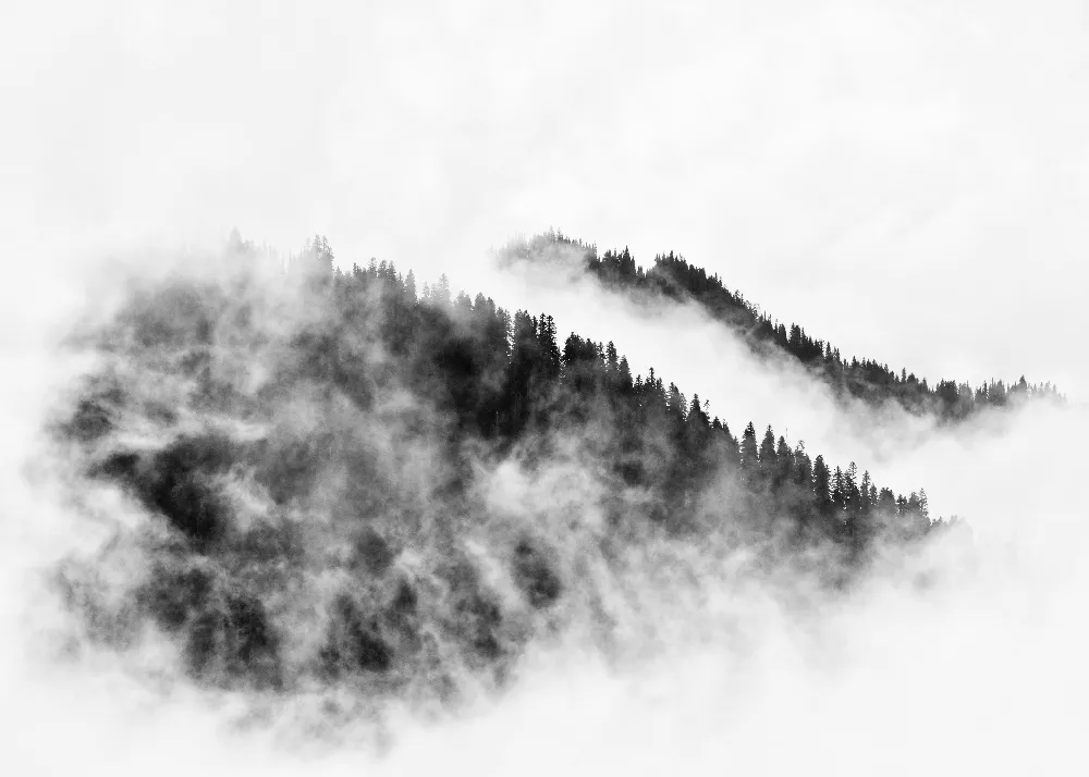 高清摄影 笼罩在薄雾中的山峦全景