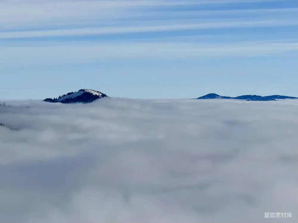 高清摄影 云雾中的山景