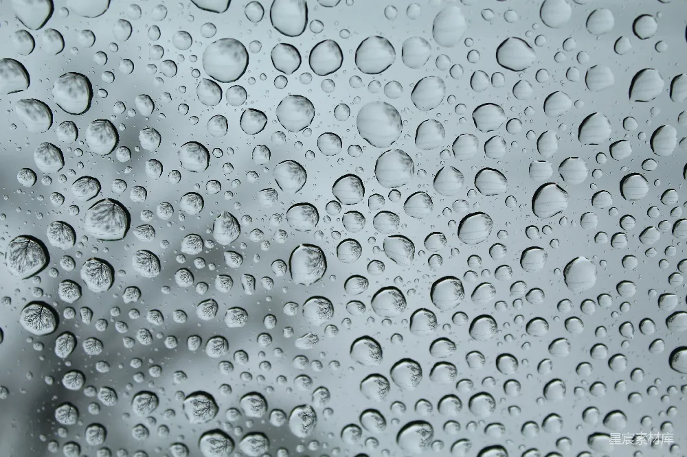 高清摄影 一幅雨淋模糊的窗户特写