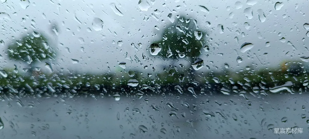 高清摄影 玻璃表面的水珠