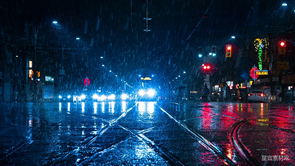 高清摄影 路面上车辆下方持续拍摄的雨景时间轴照片