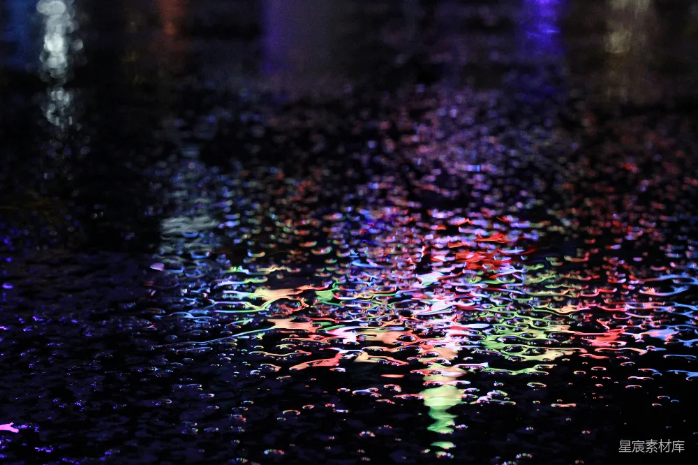 高清摄影 一条经常下雨的街道