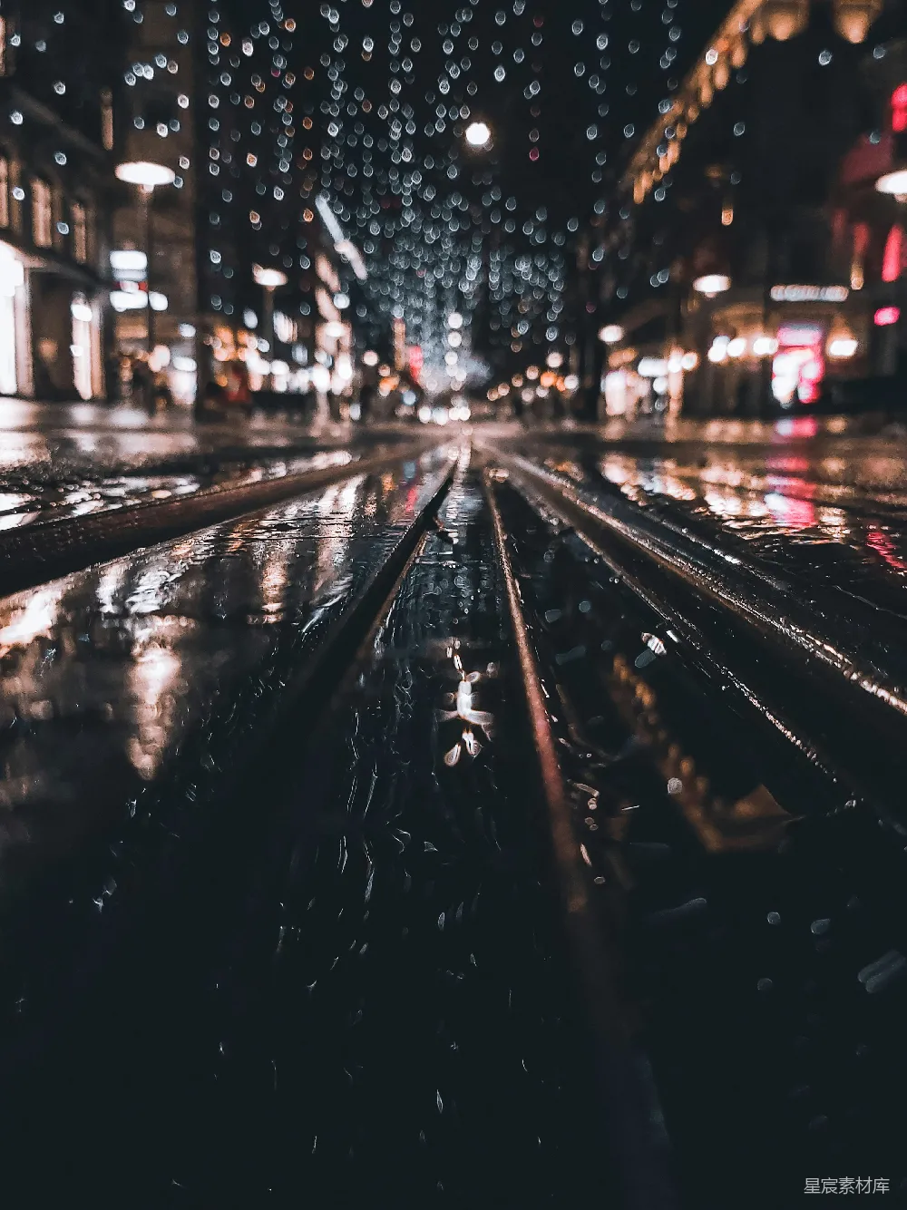 高清摄影 城市夜路上的延时摄影