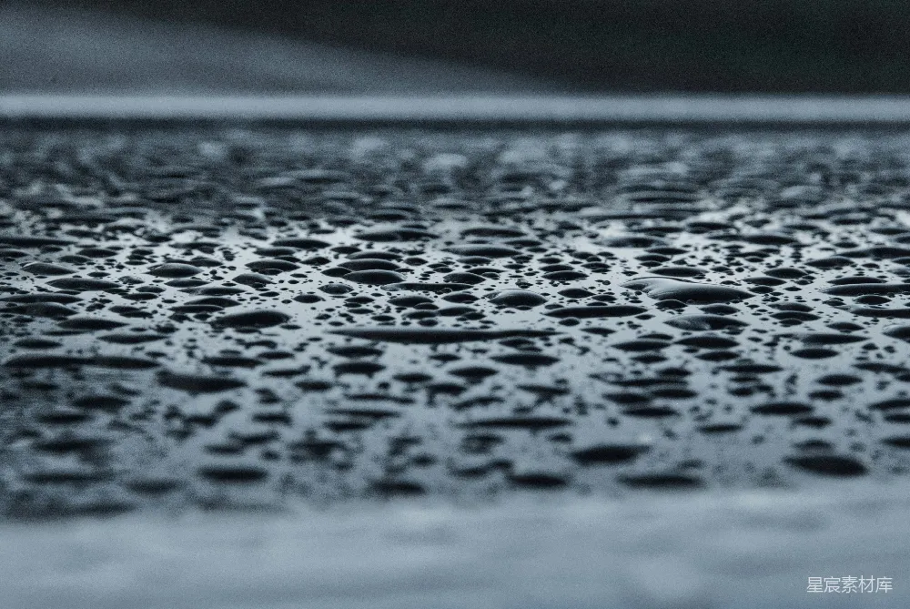 高清摄影 灰水泥地板上的水滴