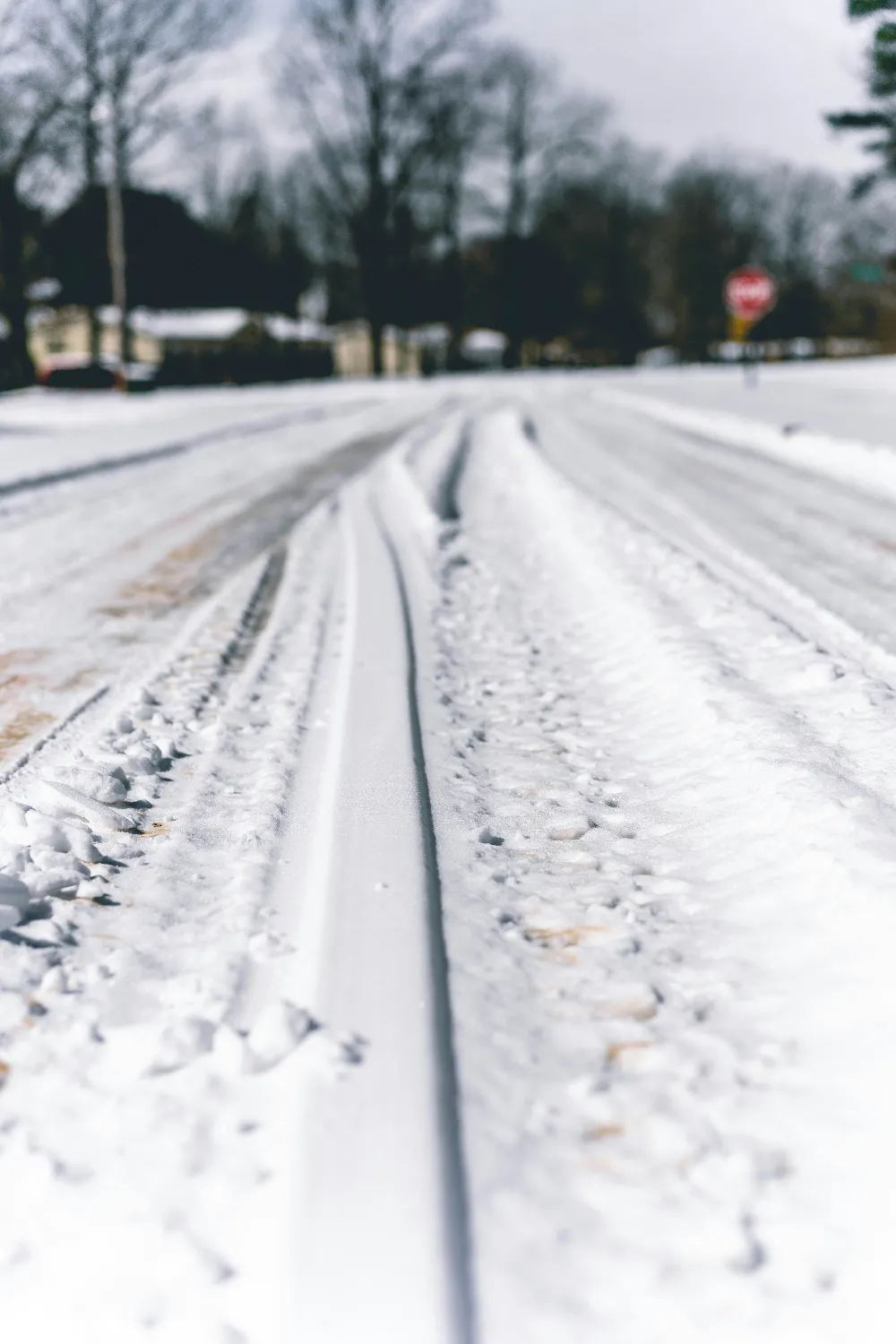 高清摄影 白天覆雪的道路