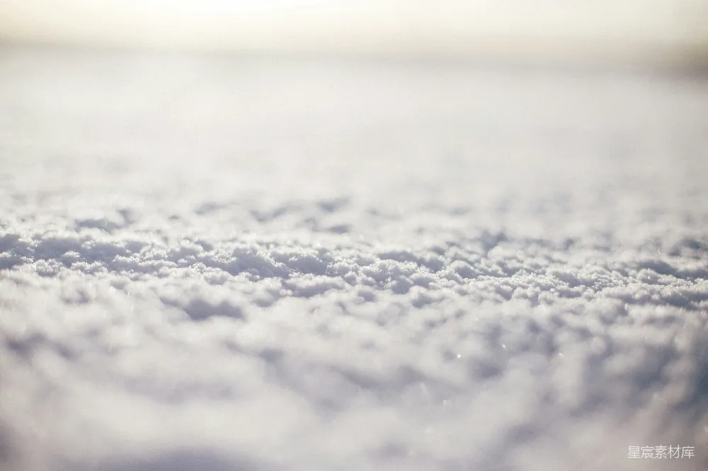 高清摄影 白雪覆盖着黄土