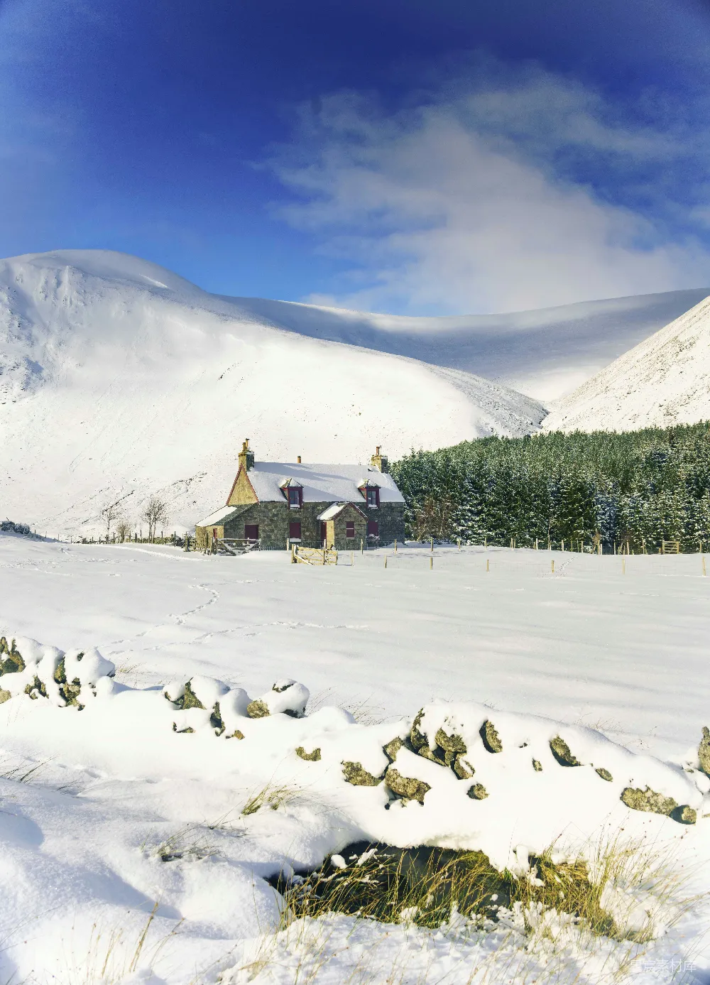 高清摄影 雪中的小屋