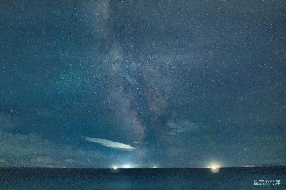 高清摄影 湖面上的夜空景色