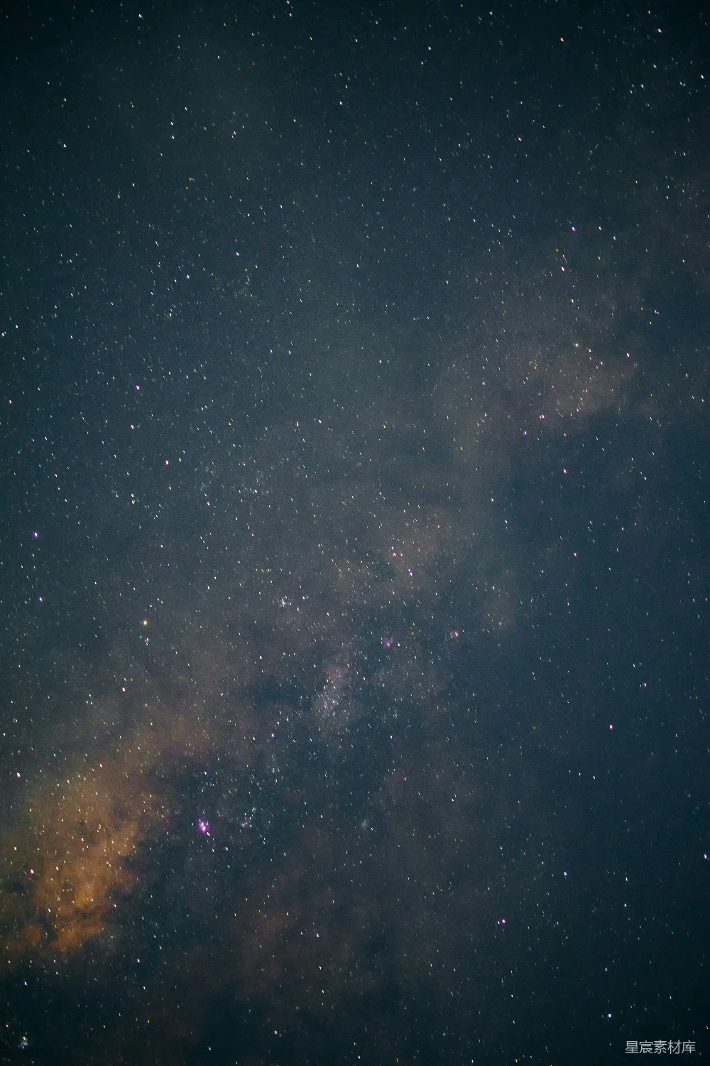 高清摄影 夜空被繁星点缀。