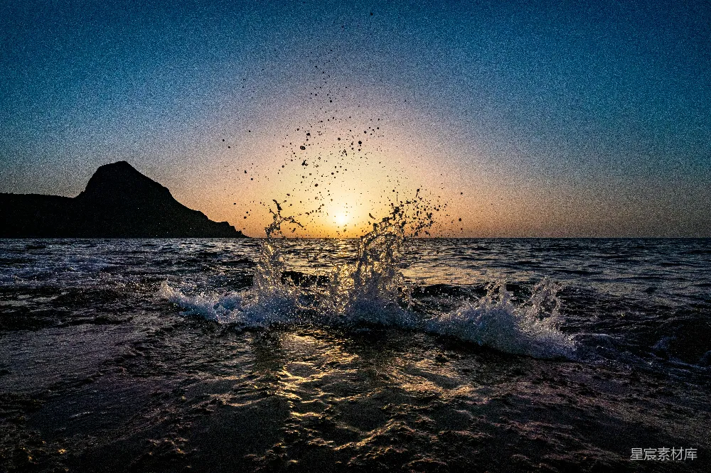 高清摄影 海滩上波浪拍打的声音