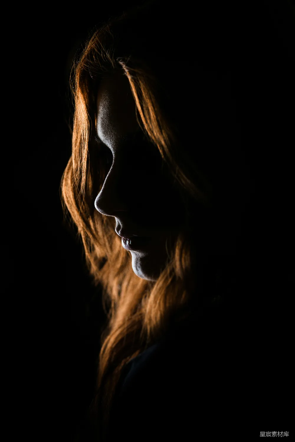 高清摄影 女人脸在黑色背景上