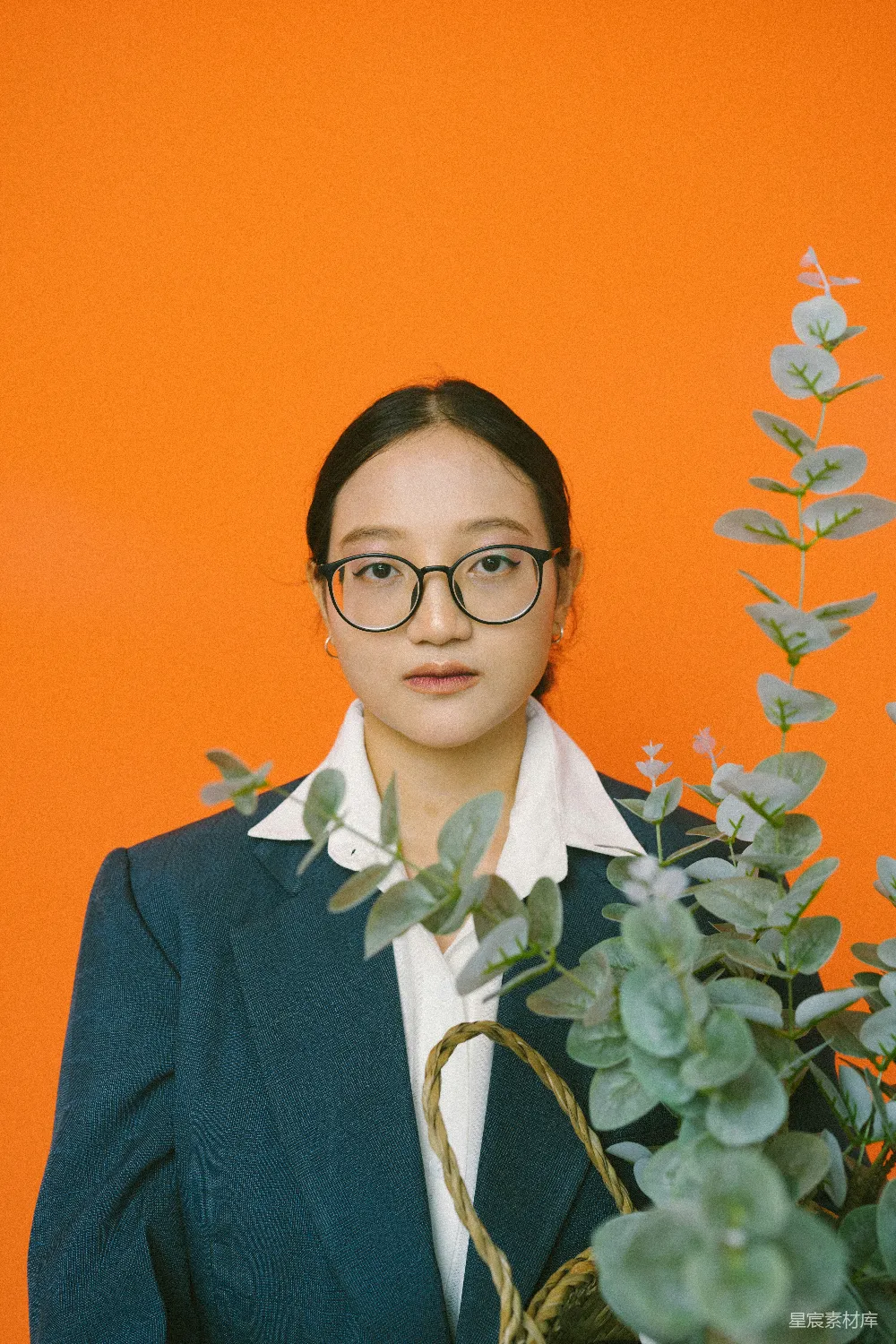 高清摄影 戴眼镜的人