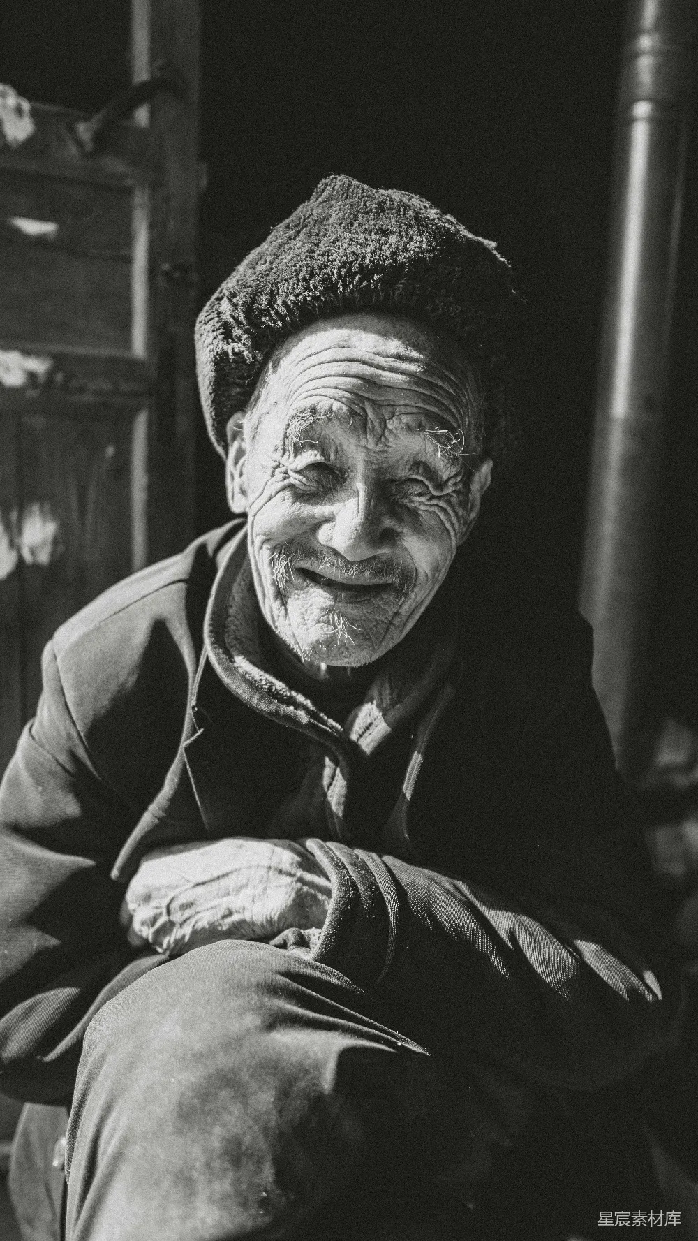 高清摄影  黑色夹克和帽子的男人