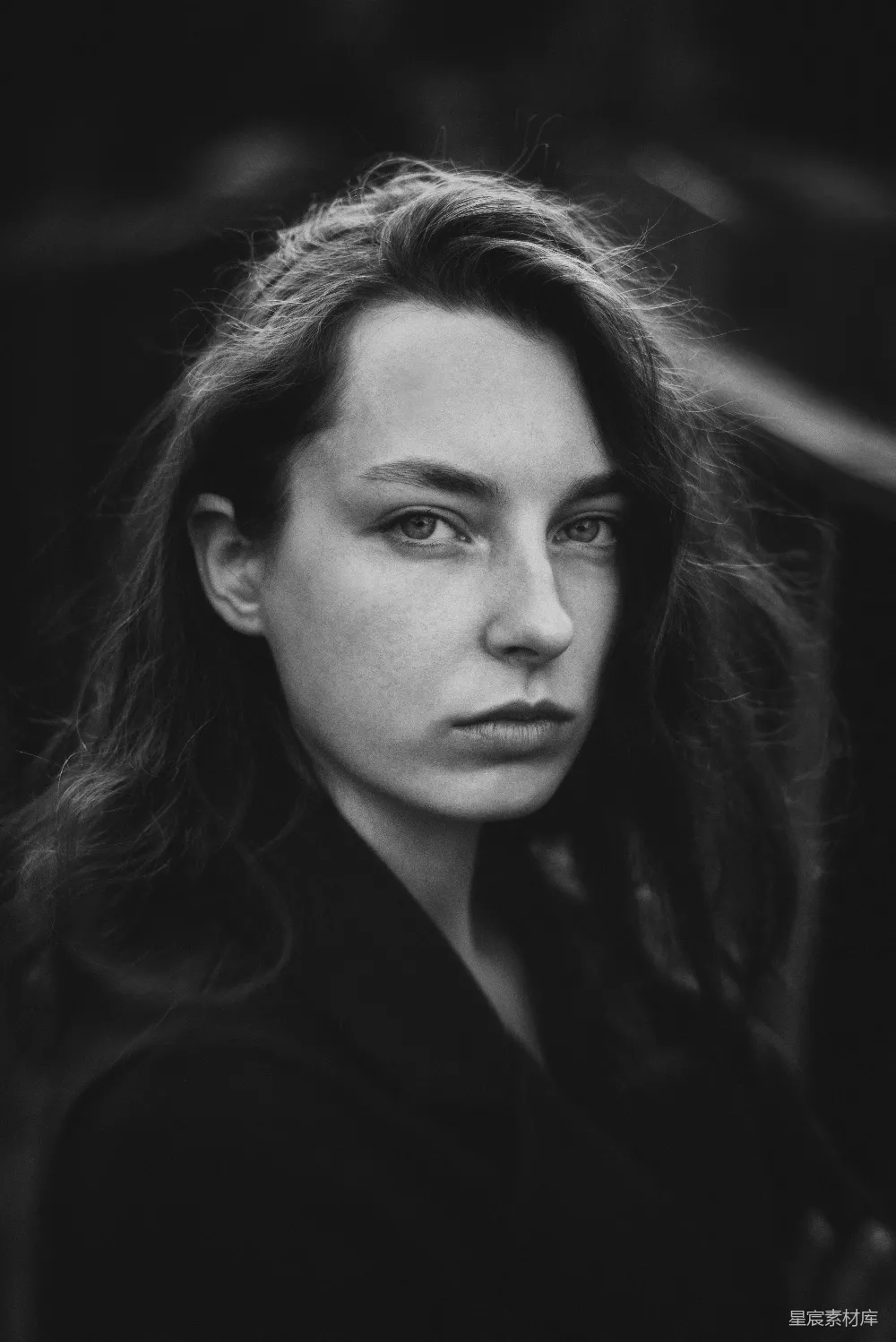 高清摄影 一张黑白照片里的女人