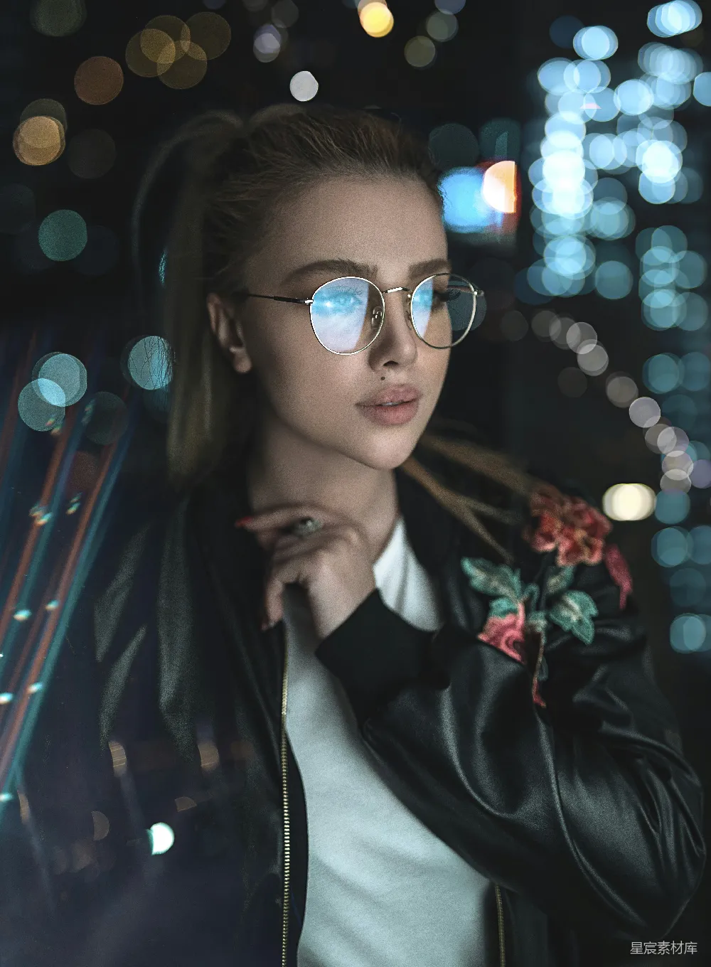 高清摄影  黑皮夹克的女人