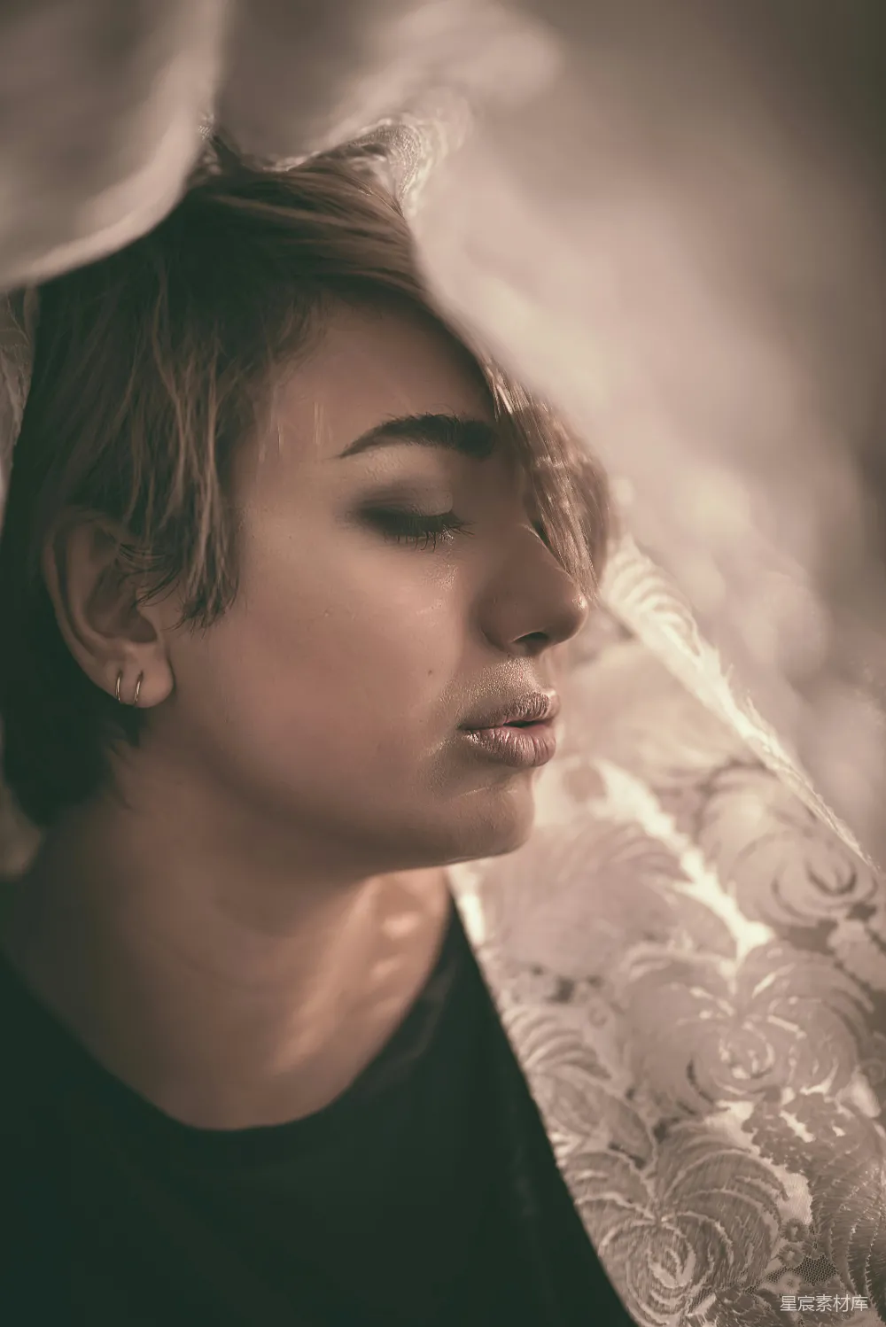 高清摄影 床上的女人